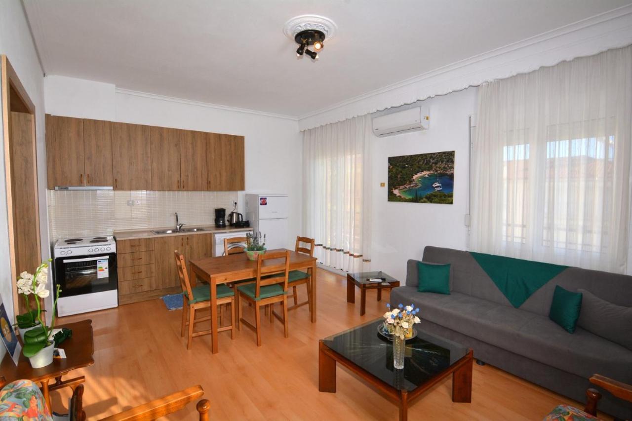 Apartamento Zeusplace Georgia House Leptokarya  Exterior foto